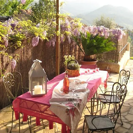 Dom wakacyjny Agriturismo I Re Fenean Garlenda